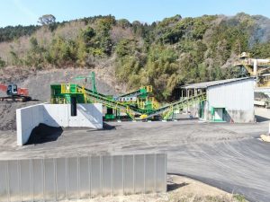 クラッシングプラント全面